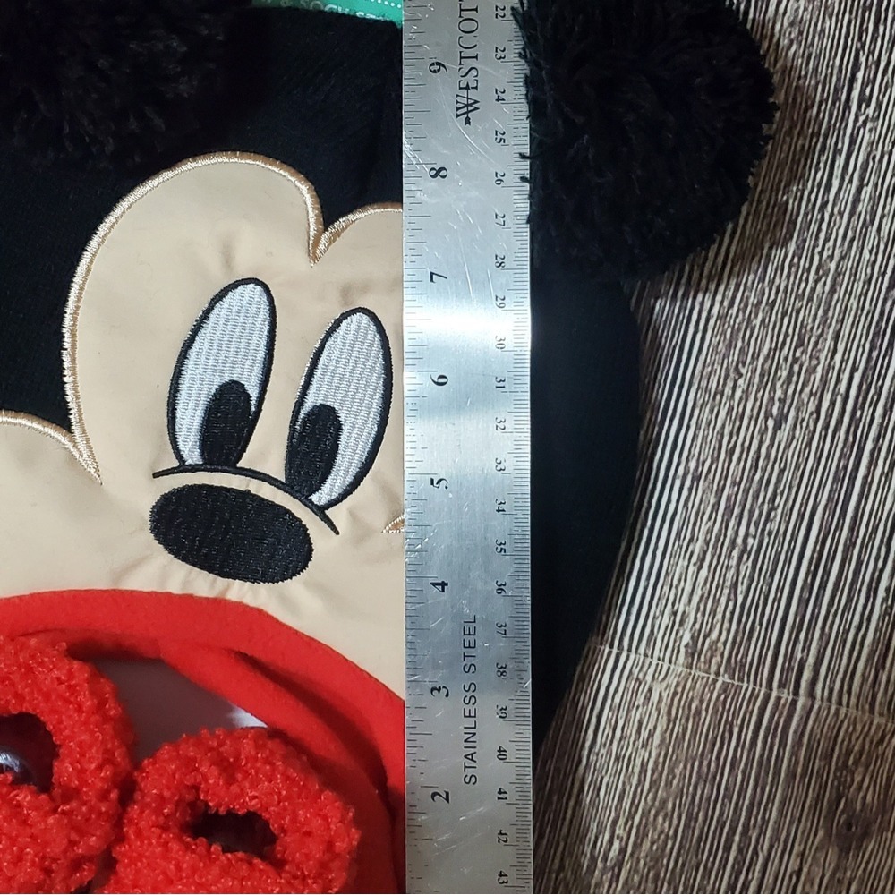 Mickey Mouse Disney Baby Hat & Bootie Sock 2 Pc Set Size 0 - 12 Months NEW - Picture 13 of 15